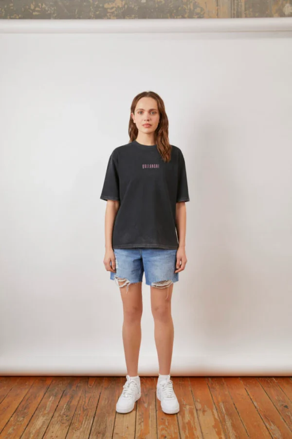 Pretty Qllnch Vintage Dyed T-Shirt – Black - Image 4