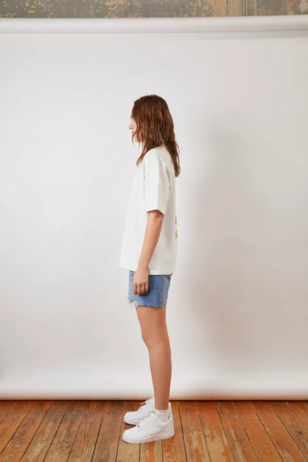 Pretty Qllnch T-Shirt – Beyaz - Image 4
