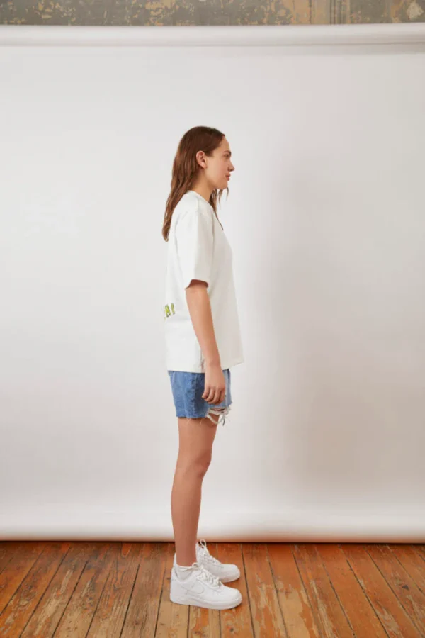 Pretty Qllnch T-Shirt – Beyaz - Image 5