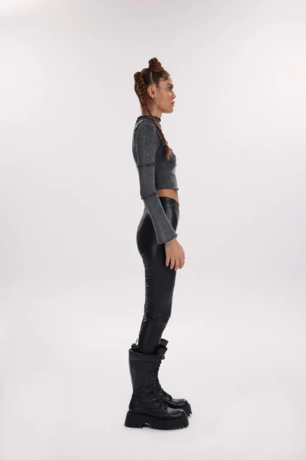 Vesper Ribbed Turtleneck - Washed Black - Image 2