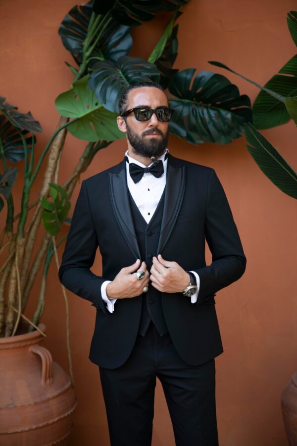 Men's Swallow Collar Suit - Image 5