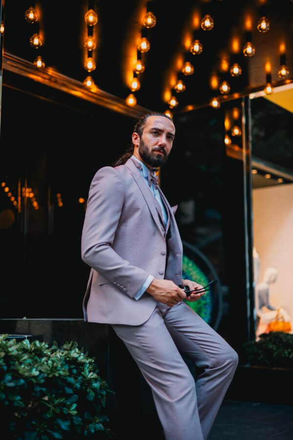 Slim Fit Groom's Suit with Vest Pattern - Image 4